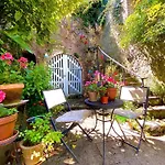 Le 77 De Satie Honfleur