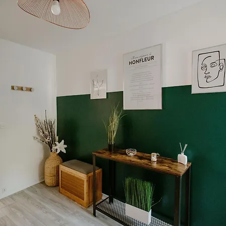 Le 77 De Satie Apartment